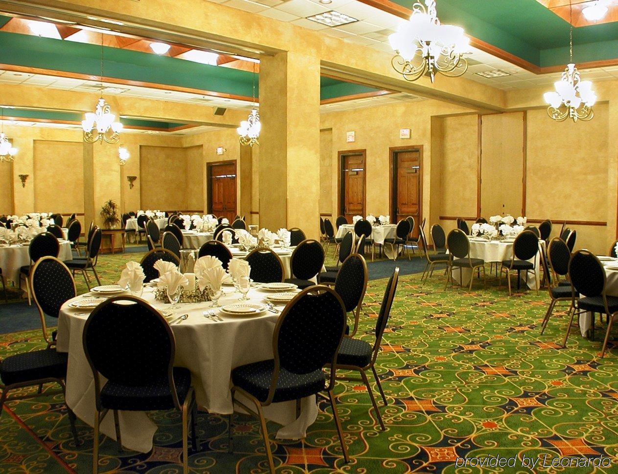 Doubletree By Hilton Corpus Christi Beachfront Ресторан фото